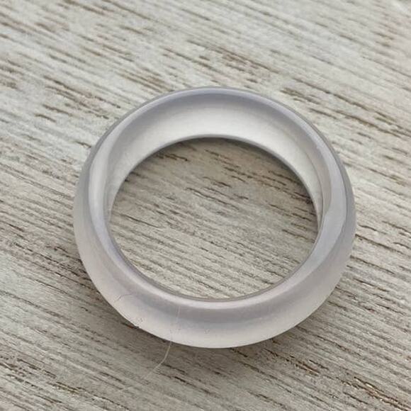 White Agate Crystal Ring Size 7 - #7 - Picture 3 of 4